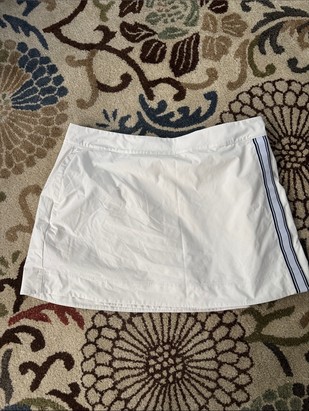 Golf/Tennis Skort with Navy/light Blue Stripe Vineyard Vines